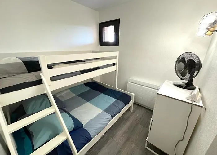 T3 Avec Terrasse Et Parking, Ascenseur - - Fr-1-413-152 * קפברטון